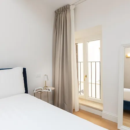 Διαμέρισμα Amazing Via Del Corso 277 *