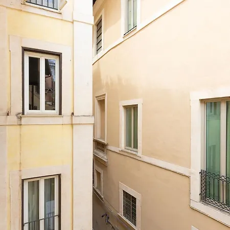 Amazing Via Del Corso 277 Apartment