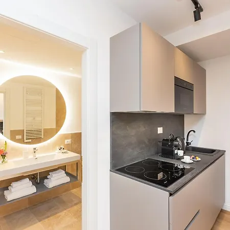 Apartment Amazing Via Del Corso 277 Rome